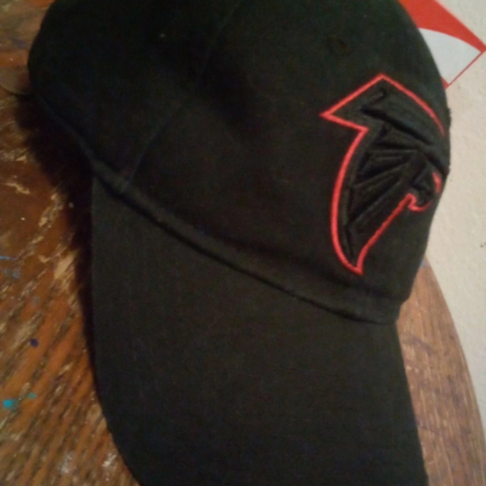 Fitted Atlanta falcons 47 medium sized hat